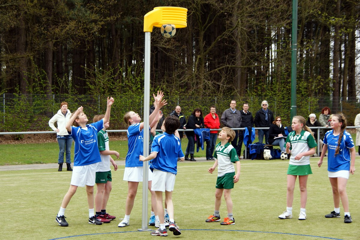 Korfbal D2 14 april-012.JPG